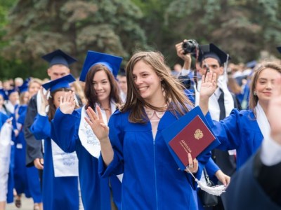 أفضل 10 جامعة فى روسيا