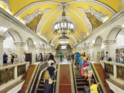 “كومسومولسكايا” المحطة الأكثر جاذبية فى مترو موسكو