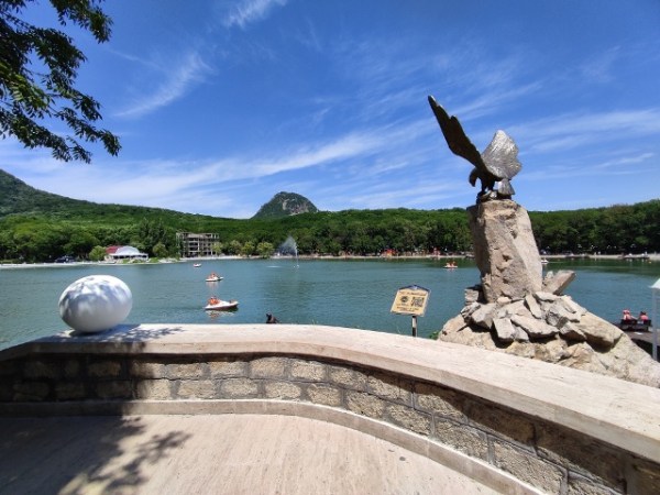 “مينيراليني فودي” بوابة القوقاز