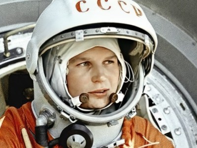 “فالنتينا تريشكوفا” أول إمرأة إنطلقت إلى الفضاء